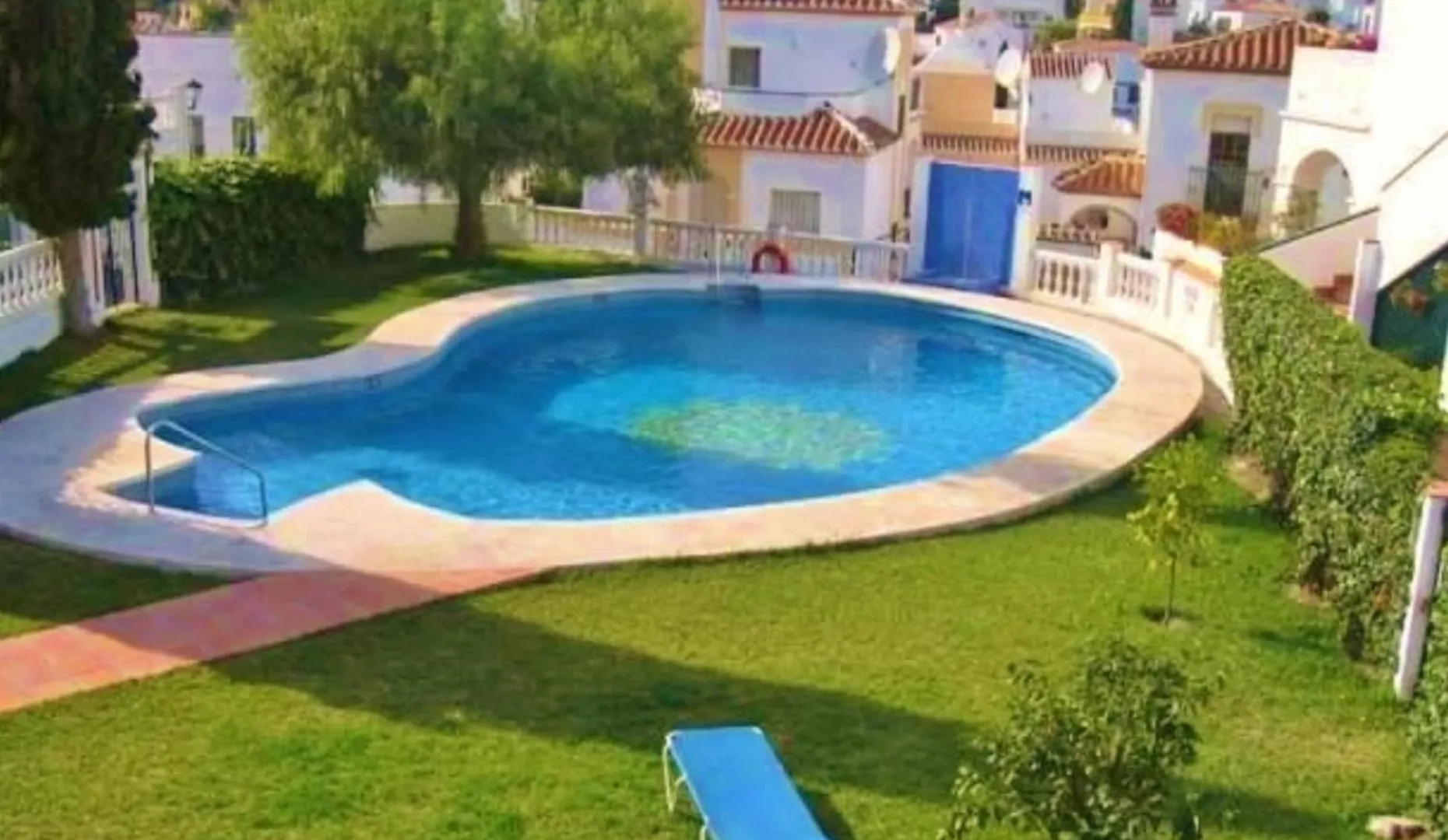 Apartment Apartamento En Nerja Cerca De Playa Buriana